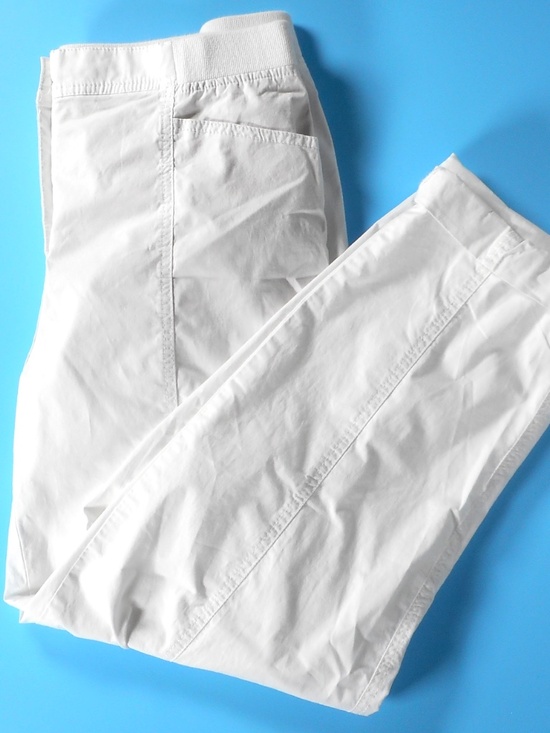 Chico's Pants - Chicos 1.5 M 10 White Alabaster Cotton Stretch Pant Poplin Cropped Roll-Tab
